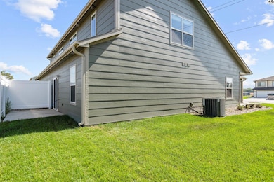 2714 Tim Rogers Ln, Salina, KS 67401 - photo 3