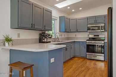 3 Canvas Back-large-010-004-Kitchen-1500