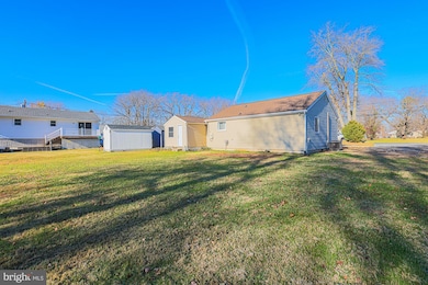 6903 University Dr, Middle River, MD 21220 - photo 7