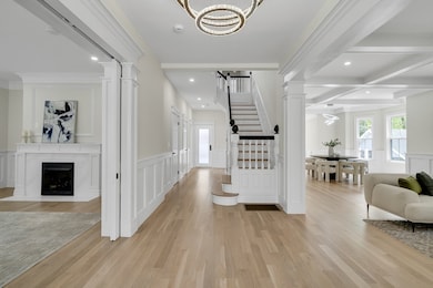 686 Centre St, Newton, MA 02458 - photo 3