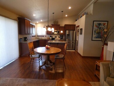 1105 N Courtney Ct, Medical Lake, WA 99022 - photo 2