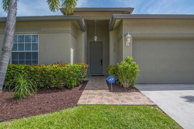 Front of the house 3