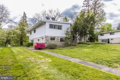 538 General Patterson Dr, Glenside, PA 19038 - photo 2