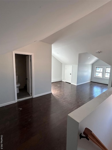 110-33 178th St unit 2nd fl, Jamaica, NY 11433 - photo 4