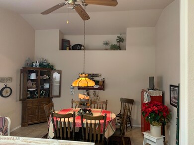 12811Dining