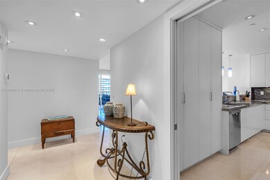 Oceansound unit 625, Key Biscayne, FL 33149 - photo 4