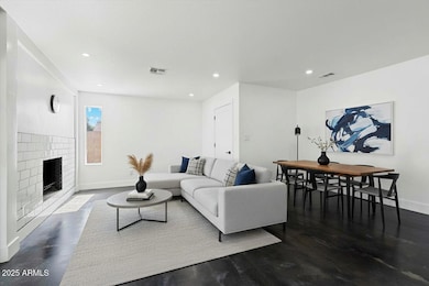 10037 N 42nd Dr, Phoenix, AZ 85051 - photo 2