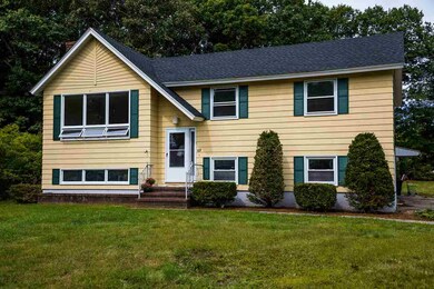 69 Bartlett Ave, Somersworth, NH 03878 - photo 2