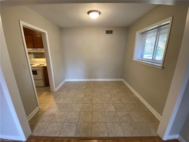 1610 W Northwest Blvd unit C, Winston Salem, NC 27104 - photo 5