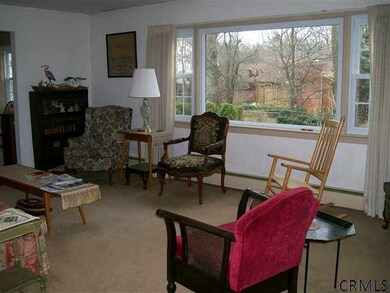 6 Boyle Rd, Schenectady, NY 12302 - photo 5