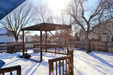 852 NW Maple Ct, Redmond, OR 97756 - photo 6