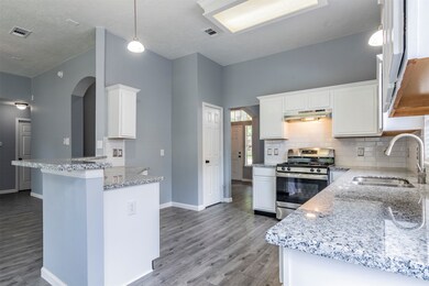 28918 Clearbrook Ln, Magnolia, TX 77355 - photo 6