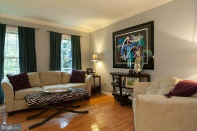 6878 Mclean Province Cir, Falls Church, VA 22043 - photo 5