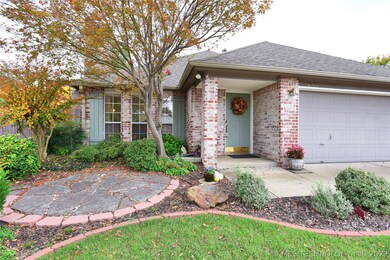 2521 W Kent St, Broken Arrow, OK 74012 - photo 2