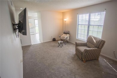 503 Sky Vue Dr, Raymore, MO 64083 - photo 6