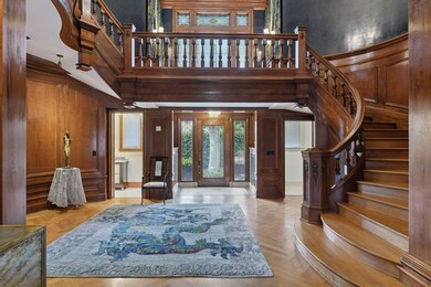 2218 W Lake of the Isles Pkwy, Minneapolis, MN 55405 - photo 2