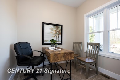 4070 Woodburn Ct, Saginaw, MI 48603 - photo 3