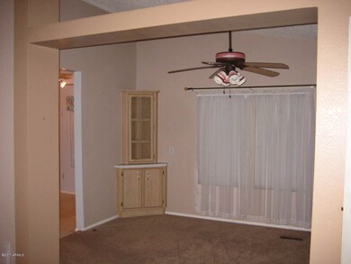 FORMAL DINING