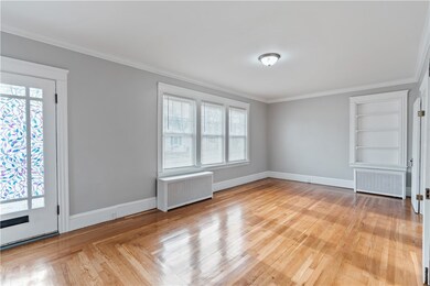 288 Hughes Ave, Pawtucket, RI 02861 - photo 7