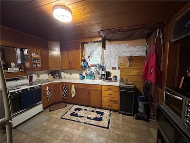 302 Harvard St, Saint Joseph, MO 64504 - photo 4