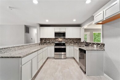 32 Lancaster Dr, Bella Vista, AR 72715 - photo 4