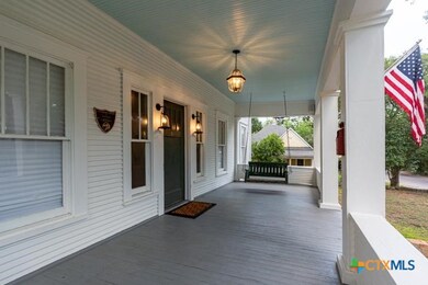 626 Burleson St, San Marcos, TX 78666 - photo 2