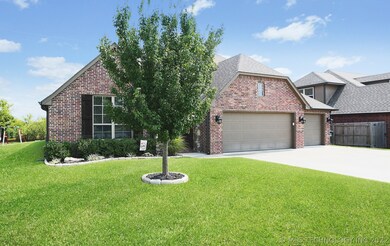 8233 N 77th Ave E, Owasso, OK 74055 - photo 2