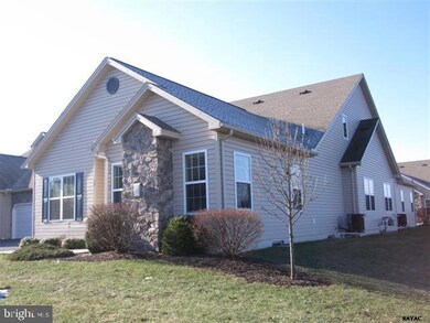 11 Ivy Ln unit 4A, Gettysburg, PA 17325 - photo 2