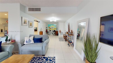 Jockey Club unit 2G, Miami, FL 33181 - photo 6