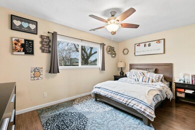 180 Bigham Dr, Central Point, OR 97502 - photo 6