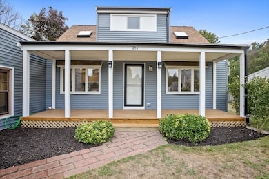 253 Summer St, Rockland, MA 02370 - photo 2