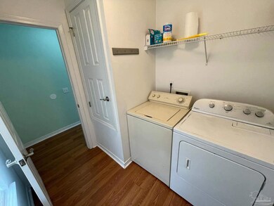 2519 Trailwood Dr, Cantonment, FL 32533 - photo 6