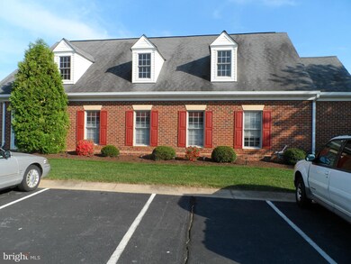 7006 Indian Spring Ln, Fredericksburg, VA 22407 - photo 2