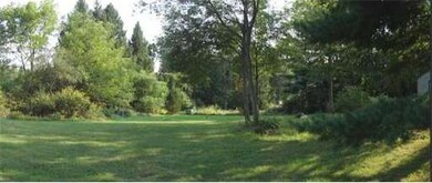 36 Longmeadow Dr, Amherst, MA 01002 - photo 2