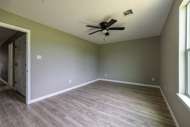 2032 Mansfield St, Houston, TX 77091 - photo 6