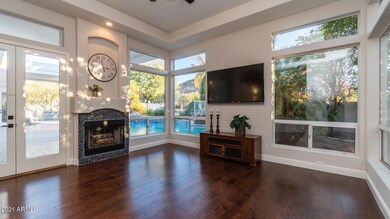 3051 E Rock Wren-22