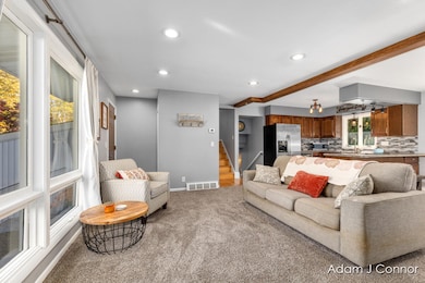 1924 8th St NW, Grand Rapids, MI 49504 - photo 4