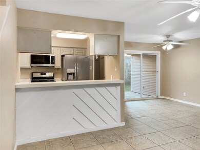 1111 Baker Dr, Tomball, TX 77375 - photo 4