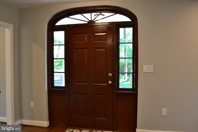 7902 Brooklyn Bridge Rd, Laurel, MD 20707 - photo 3