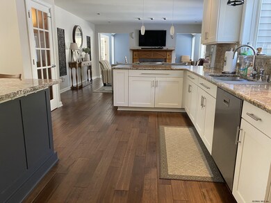 72 Fieldstone Dr, Gansevoort, NY 12831 - photo 6