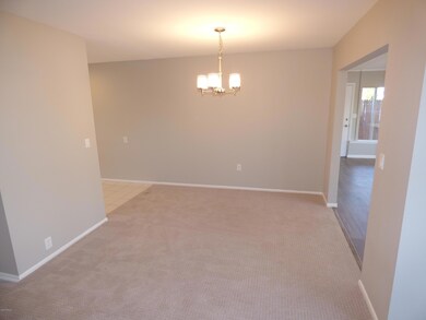 View eat in family room