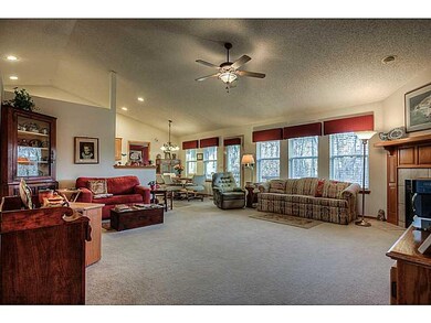 1 Singleton Dr, Bella Vista, AR 72715 - photo 4