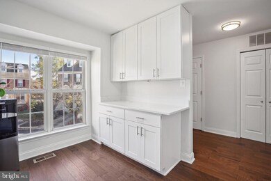 45603 Whitcomb Square, Sterling, VA 20166 - photo 4