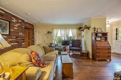 Family Room (pic #2)