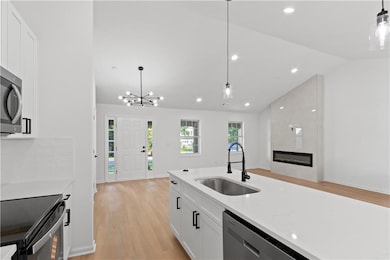 3412 Camens Ct NE, Buford, GA 30519 - photo 6