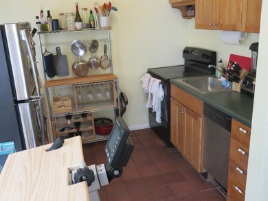 201 Clark St, Cambridge, MA 02139 - photo 3