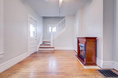 05 - 1511 Hamlet Street-5.jpg