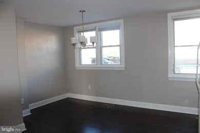 269 Woodbridge Rd, Clifton Heights, PA 19018 - photo 3