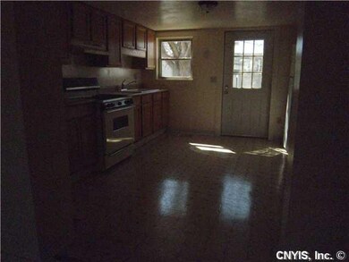 77 Chapman Ave, Auburn, NY 13021 - photo 7