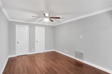 8819 Brackley Ln, Houston, TX 77088 - photo 5